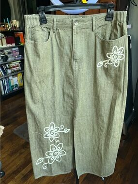Current Air Olive Green Midi Skirt with Cream Braided Floral Embroidery